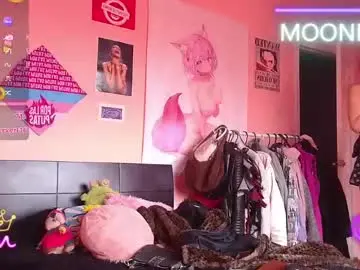 Chaturbate Watch Live Sex Cams of moonfiredance
