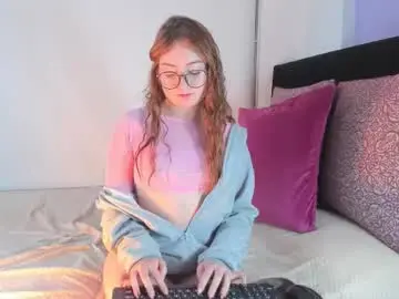 Chaturbate Adult Webcams of lunavelvet7