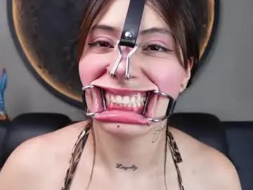 Chaturbate Adult Video Chat of miss___charlotte