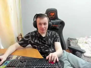 Chaturbate Live Sex Cam of iliaskrislove