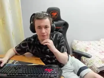 Chaturbate Best live sex cam show of iliaskrislove