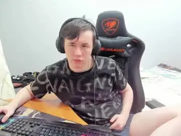 Chaturbate Live Sex Cam of iliaskrislove