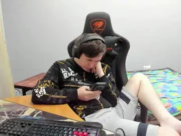 Chaturbate Best live sex cam show of iliaskrislove