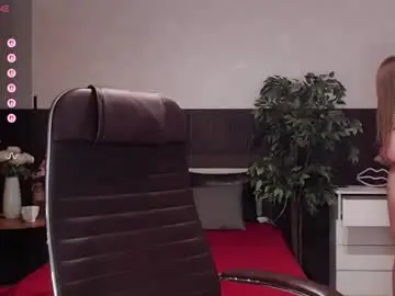 Chaturbate Nude Webcam of sexy_red_foxx