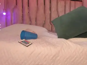 Chaturbate Adult Webcam of ari_monet