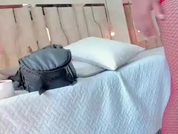 Chaturbate Live Porn of ari_monet