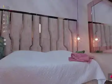 Chaturbate Watch Live Sex Cams of ari_monet