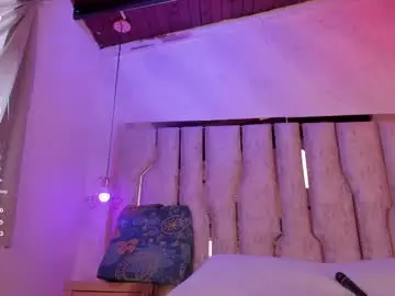 Chaturbate Adult Video Chat of ari_monet