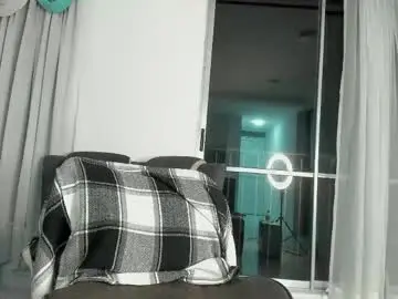 Chaturbate Nude Webcam of davis_alx