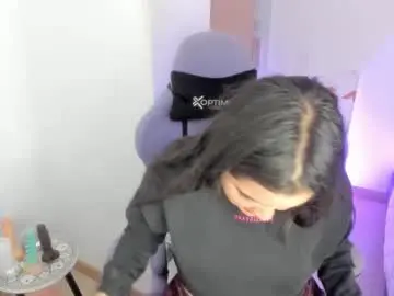 Chaturbate Nude Webcam of juli_santos_22