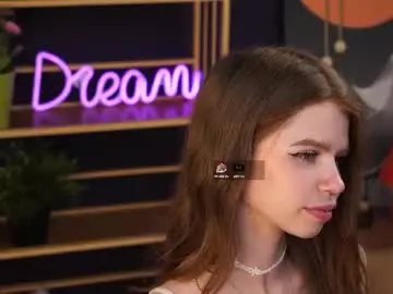 Chaturbate Watch Live Sex Cams of shelleyborom