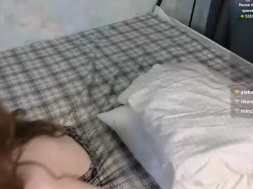 Chaturbate Live Sex Cam of shelleyborom