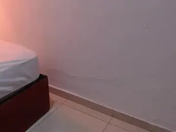 Chaturbate Watch Live Sex Cams of emmaa_harperr