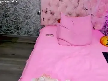 Chaturbate Live Sex Cam of golden_girl__
