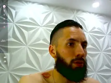 Chaturbate Live Sex Cam of jerryandjessicaa