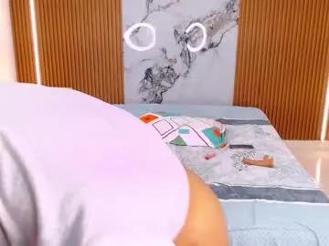 Chaturbate Watch Live Sex Cams of rosselyn_