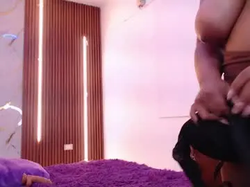 Chaturbate Live Porn of rosselyn_