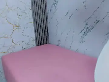 Chaturbate Sex Cam of sexy_girls_extremes