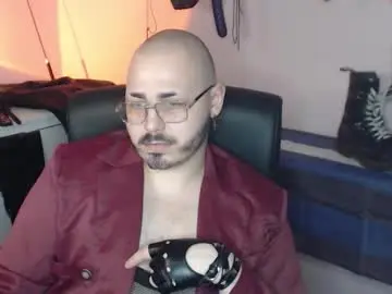 Chaturbate Live Sex Cam of xfabian_love