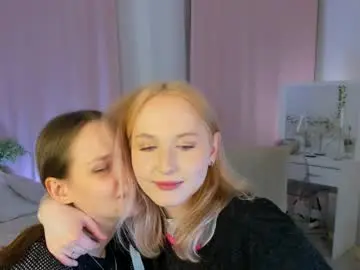 Chaturbate Best live sex cam show of lisaluve