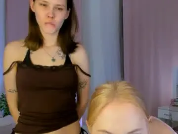 Chaturbate Adult Webcams of lisaluve