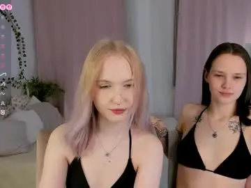 Chaturbate Live Sex of lisaluve