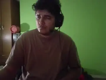 Chaturbate Live Sex Cam of papitowilly999