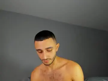 Chaturbate Watch Live Sex Cams of im_paul_