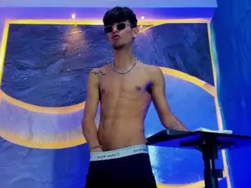 Chaturbate Nude Webcam of kroddy_jv