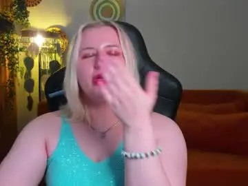 Chaturbate Sex Cam of lioraardyn