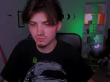 Chaturbate Live Sex Cam of pit_wetty