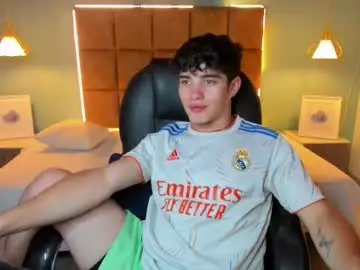 Chaturbate Best Webcam of alejootwink