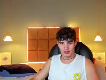 Chaturbate Private Sex Chat of alejootwink
