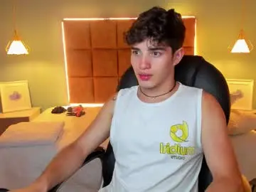 Chaturbate Free Live Porn of alejootwink