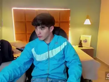 Chaturbate Live Sex of alejootwink