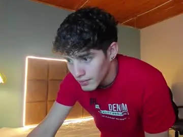 Chaturbate Free Porn Cam of alejootwink