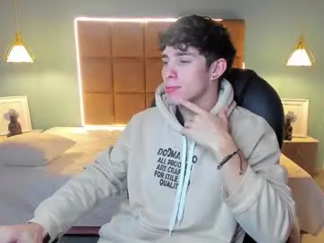 Chaturbate Live Sex of alejootwink