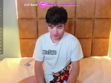 Chaturbate Live Sex Cam of alejootwink