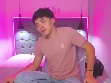 Chaturbate Free Porn Cam of alejootwink