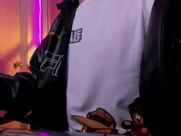 Chaturbate Free Porn Cam of alejootwink