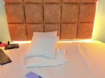 Chaturbate Live Porn of alejootwink