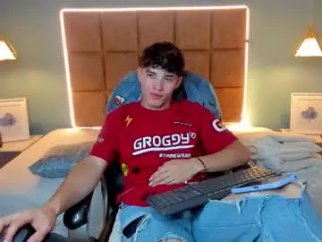 Chaturbate Watch Live Sex Cams of alejootwink