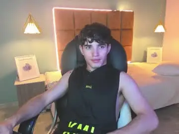 Chaturbate Free Live Porn of alejootwink