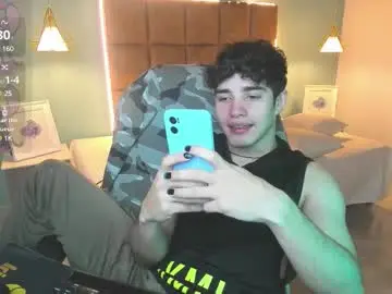 Chaturbate Nude Webcam of alejootwink