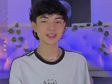 Chaturbate Sex Chat of elliot_younng