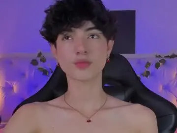 Chaturbate Sex Cam of elliot_younng