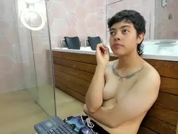 Chaturbate Nude Webcam of cris_sasha