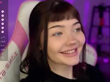 Chaturbate Sex Cam of babyroxynill