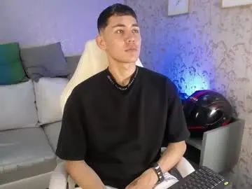 Chaturbate Sex Cam of loganfoster_