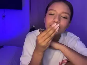 Chaturbate Sex Cam of kimmi_foxy